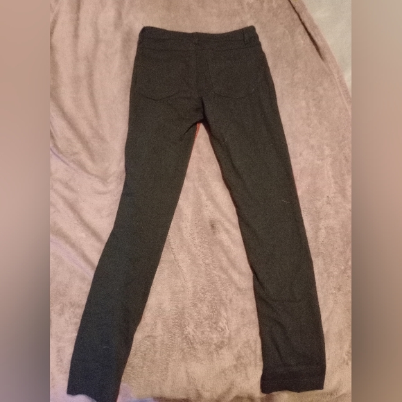 Women's pants - Picture 2 of 3